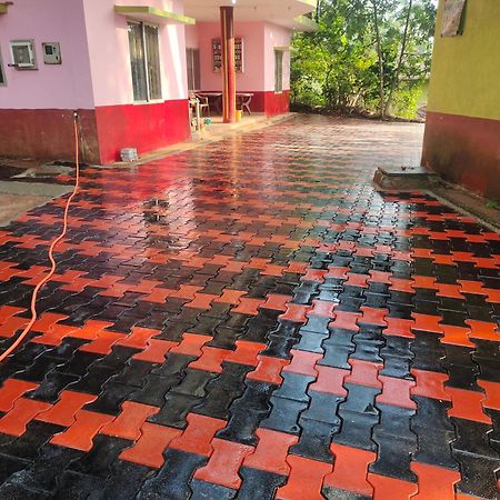Green Land Estate Homestay 5 Rooms With Garden View Madikeri Bagian luar foto