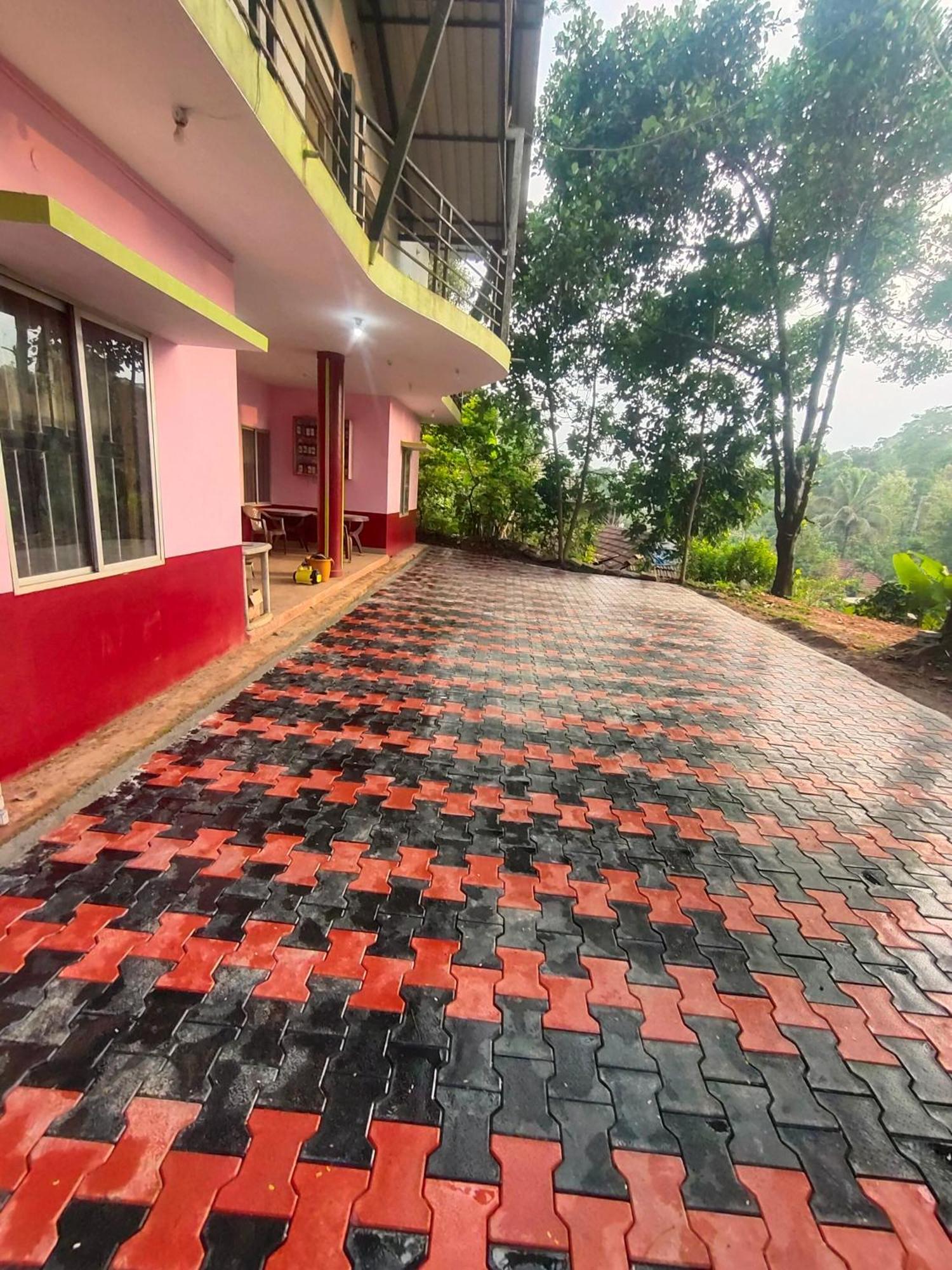 Green Land Estate Homestay 5 Rooms With Garden View Madikeri Bagian luar foto